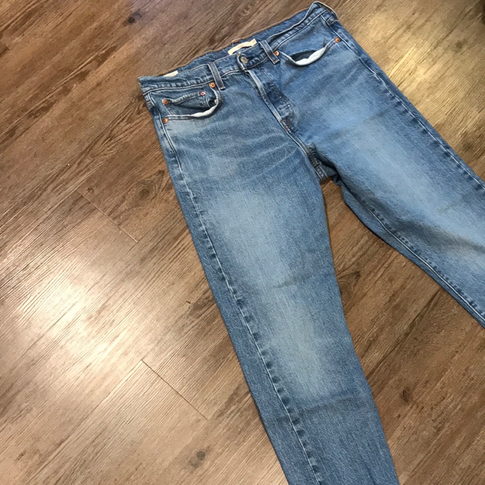 Levi's Wedgie Ankle Jeans